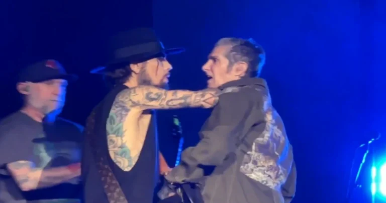 Jane’s Addiction,perry farrell jane's addiction dave navarro perry farrell dave navarro jane's addiction boston